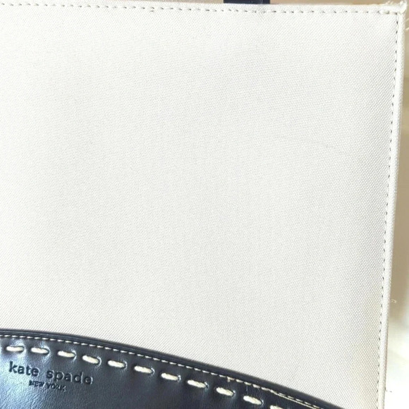 Kate Spade ♠️ Black and White Handbag - Picture 3 of 9